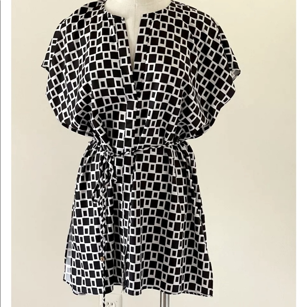JoyJoy ladies cover-up dress- resort wear- size medium